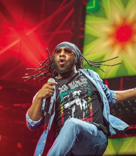 Rootsriders & Friends Ft. Mo Ali Bob Marley Tribute ( Natascha Verheij) 1