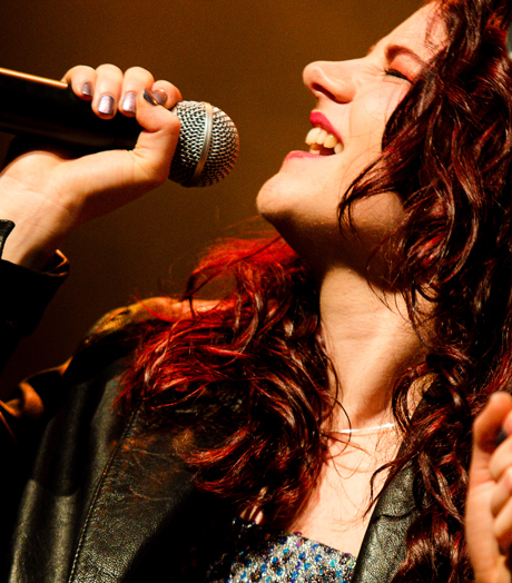 Promofoto Emily Hill Hi Res Jpg