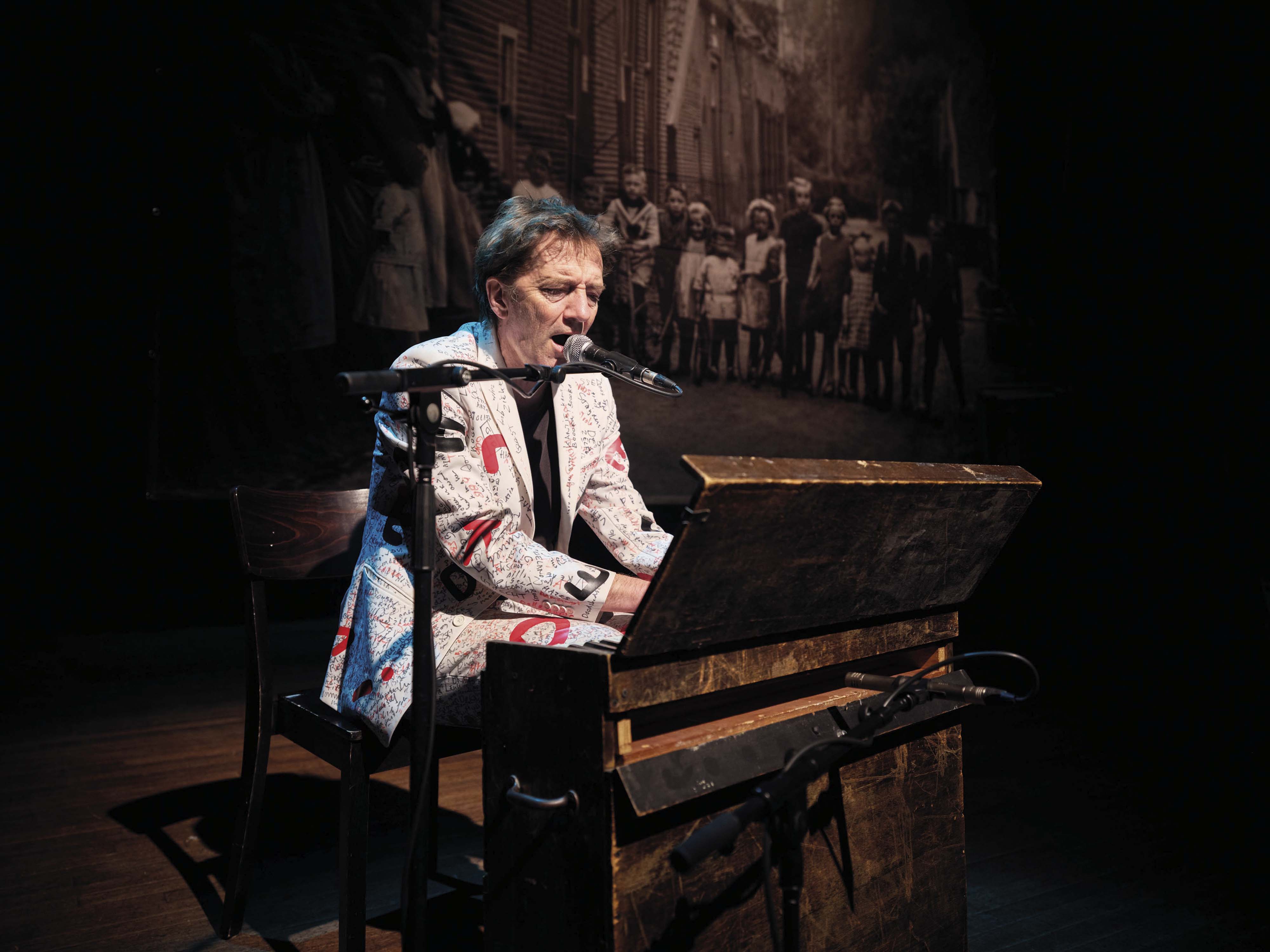 André Manuel Het Goddelijke Lichaam (Roger Cremers) 4