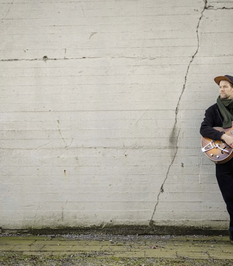 Het Zesde Metaal Even Tussen Ons (Jonas Demeulemeester) 2