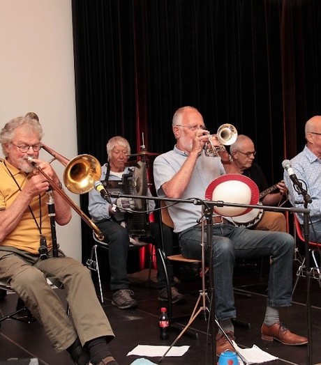 Friends Of New Orleans Jazz (1)