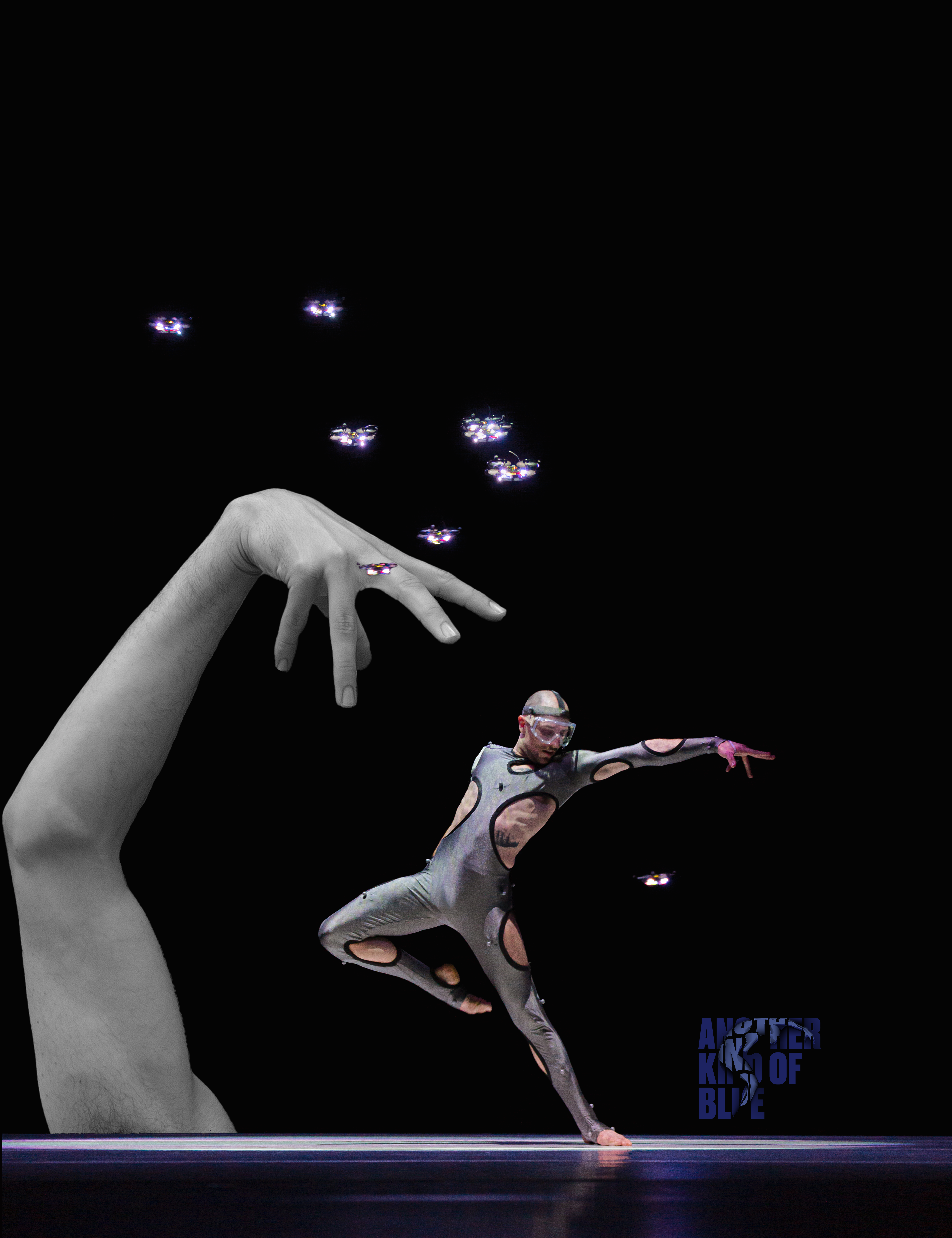 Dronesandhand Notittle