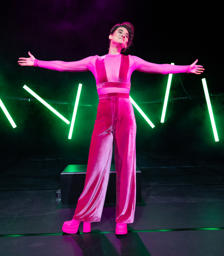 Kirsten Van Teijn JALOEZIE IS EEN BITCH (Casper Koster) Scenefoto 4