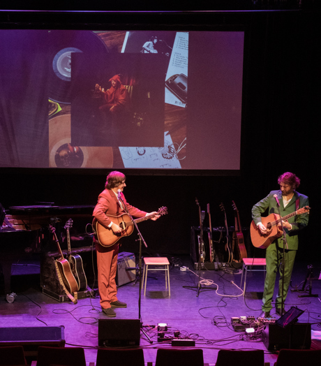 Yorick Van Norden De Platenkast Van P Mccartney (Félice Hofhuizen) Scenefoto (3)