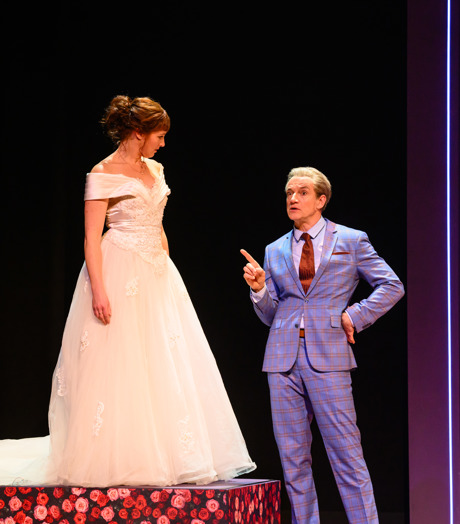 Brigitte Heitzer, Freek Bartels En Paul Groot Ja, Ik Wil! (Annemieke Van Der Togt) Scenefoto (5)