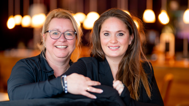 Esther En Myrthe Team Events - (Frits de Beer)