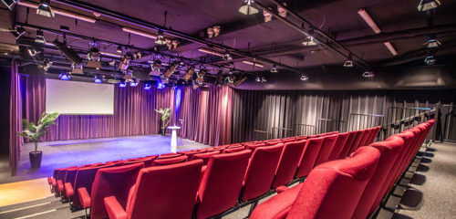 Toon Simone Stam Sep 2025 2