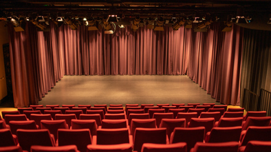 Kleine Zaal Vanaf Tribune Recht (Frits De Beer)
