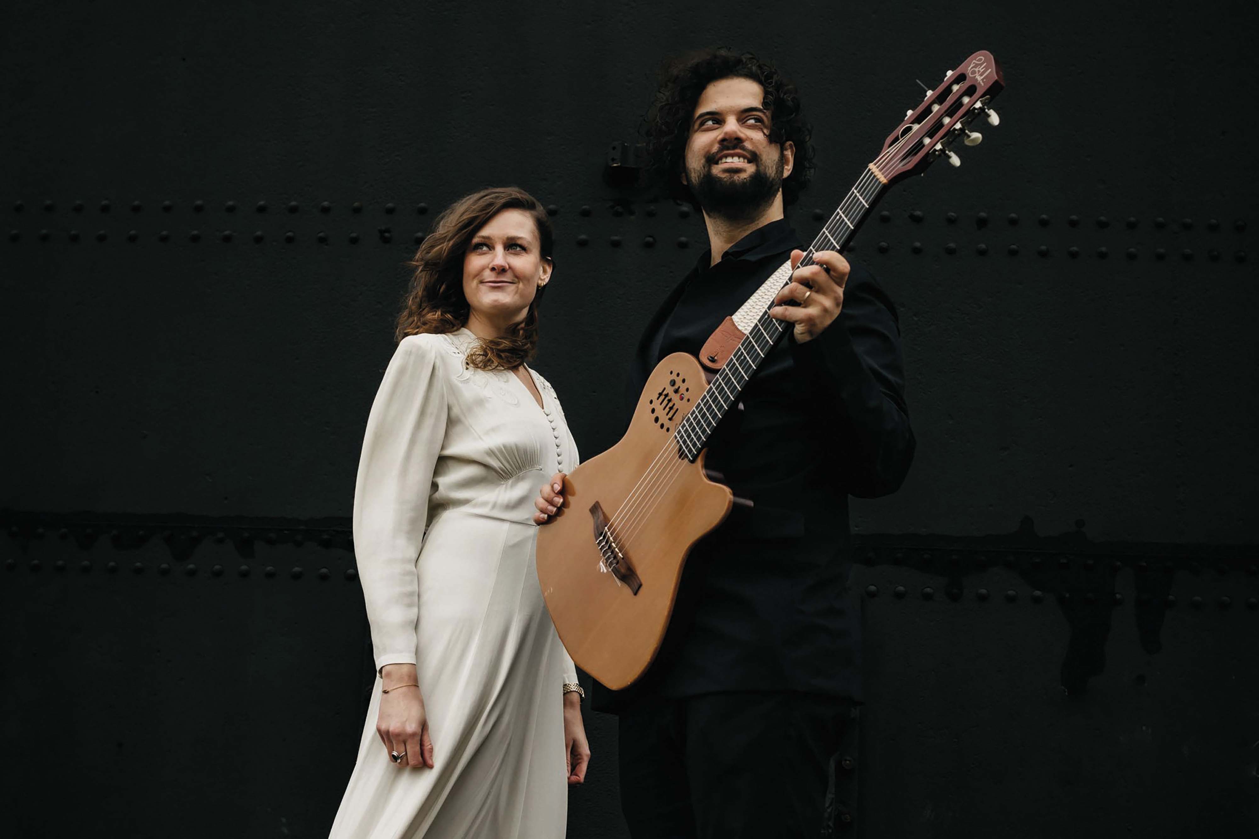 Fadopelos2 Door De Straten Van Lissabon, Duo (Jennifer Adriëne) 2