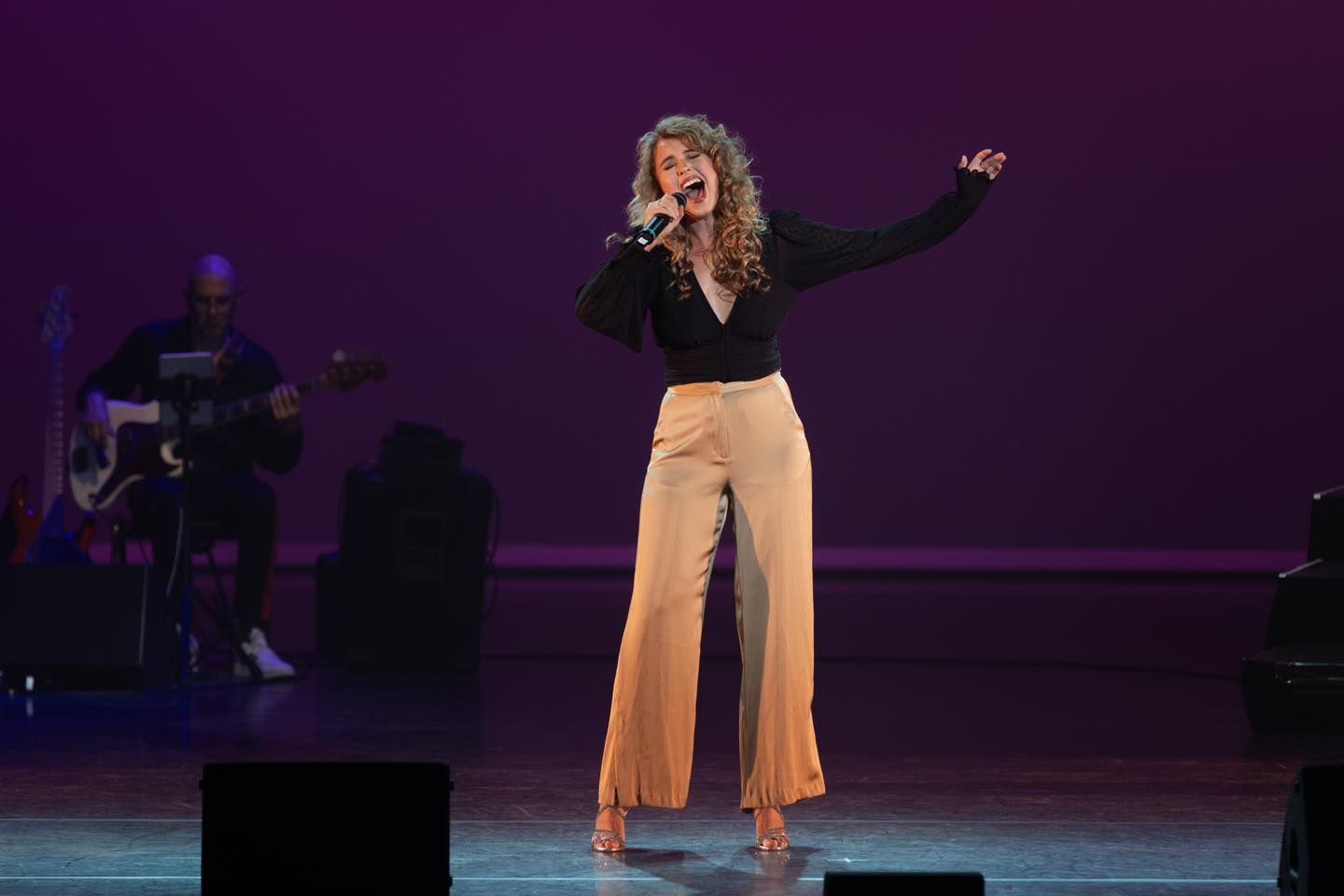 Autumn Nights Scènefoto 2