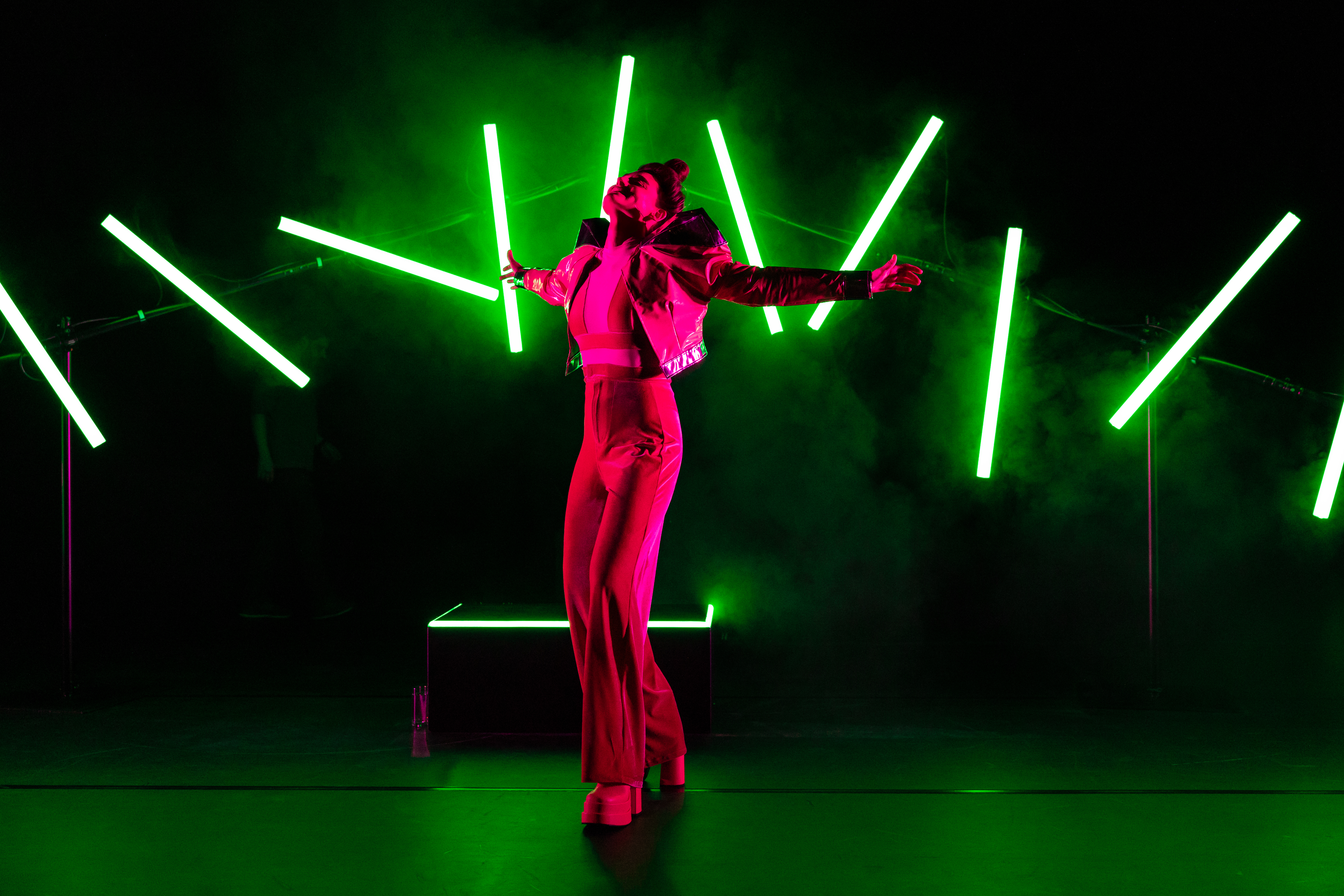 Kirsten Van Teijn JALOEZIE IS EEN BITCH (Casper Koster) Scenefoto 8